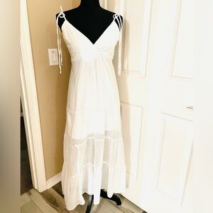 Abercrombie & Fitch Women's White shoulder tied Lace Lined Maxi Dress